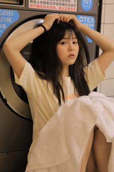 小寡妇深夜高潮免费视频观看